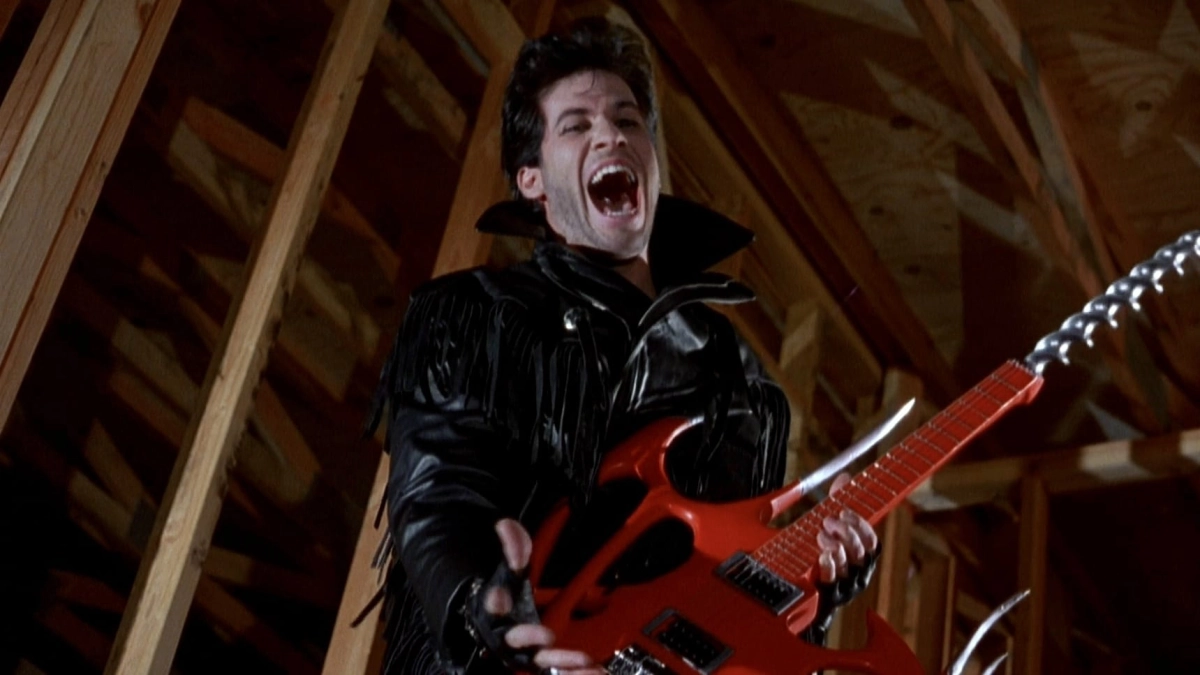 Tiệc Ăn Chơi Đẫm Máu 2 (Slumber Party Massacre II)
